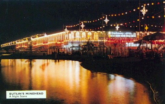 BUTLINS MINEHEAD BOATING LAKE night